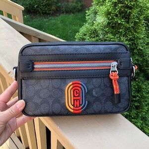 Brand New Coach Signature Canvas Men’s Academy Crossbody